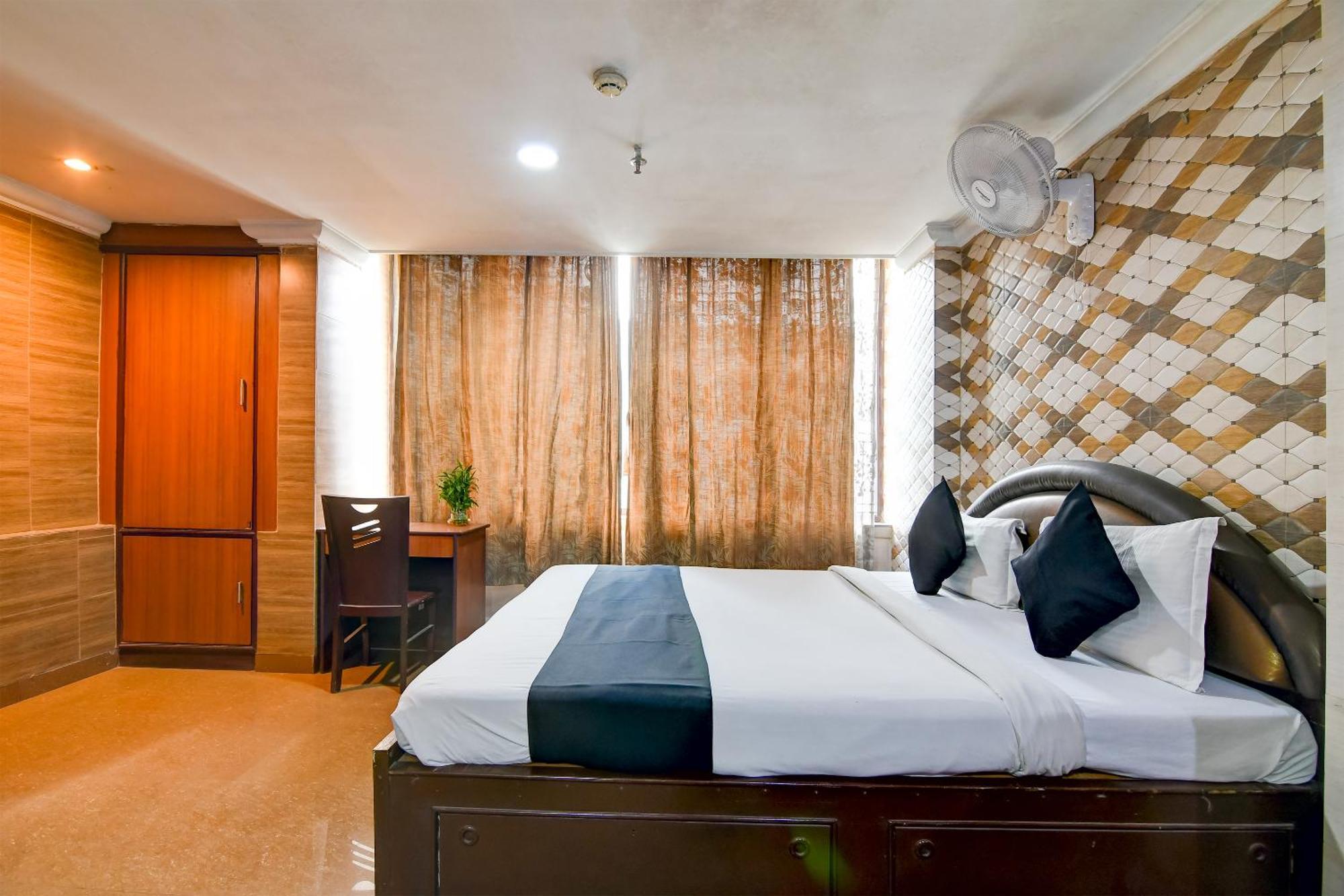 Brill Raj Palace Near City Centre 2 Колката Екстер'єр фото