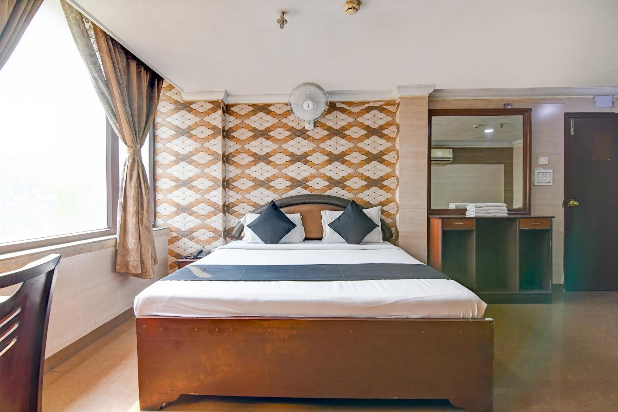 Brill Raj Palace Near City Centre 2 Колката Екстер'єр фото